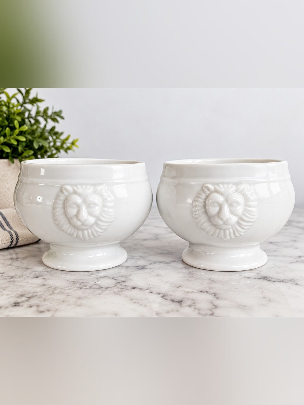 Target Home Lion Head French Onion Soup Bowls White Porcelain Pedestal Pair 4.5"